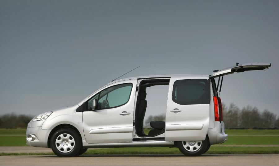  Peugeot Partner Tepee 2008 года  (фото 14 из 20)